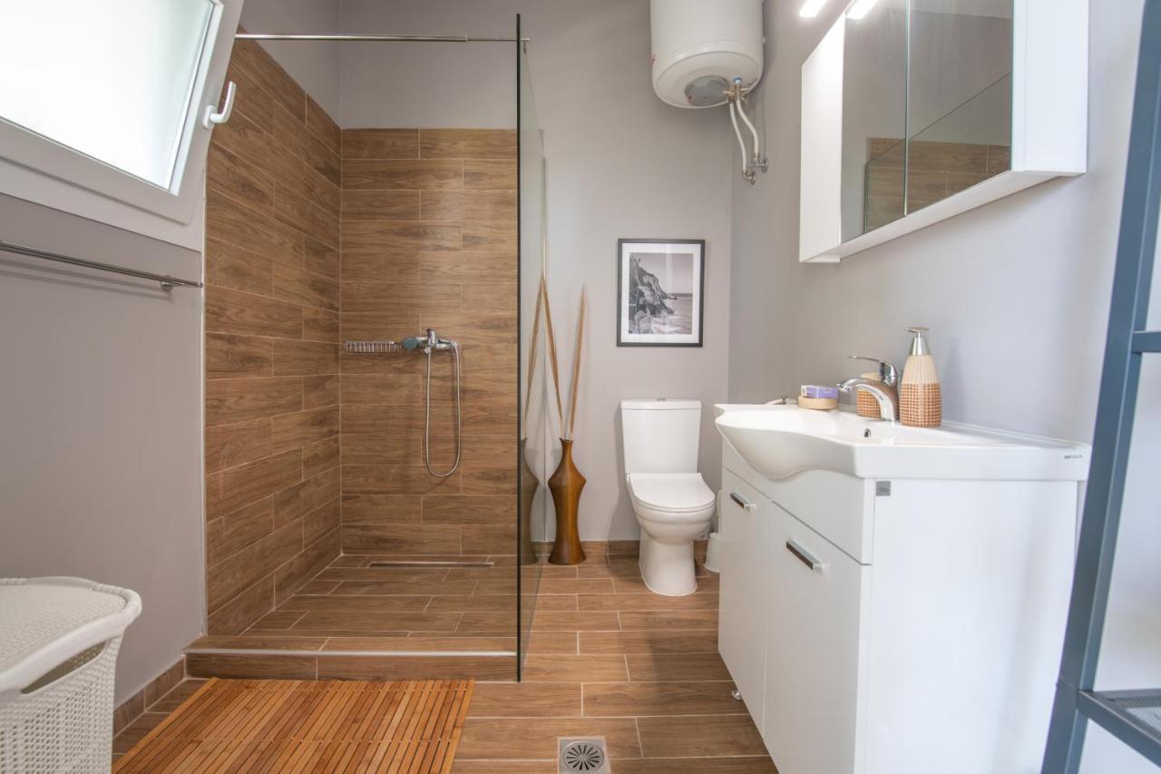 Apartament Lazaris