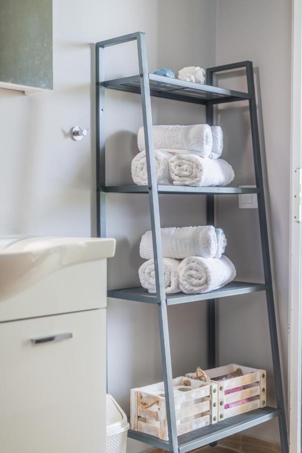 Lazaris Apartament Almiros Beach